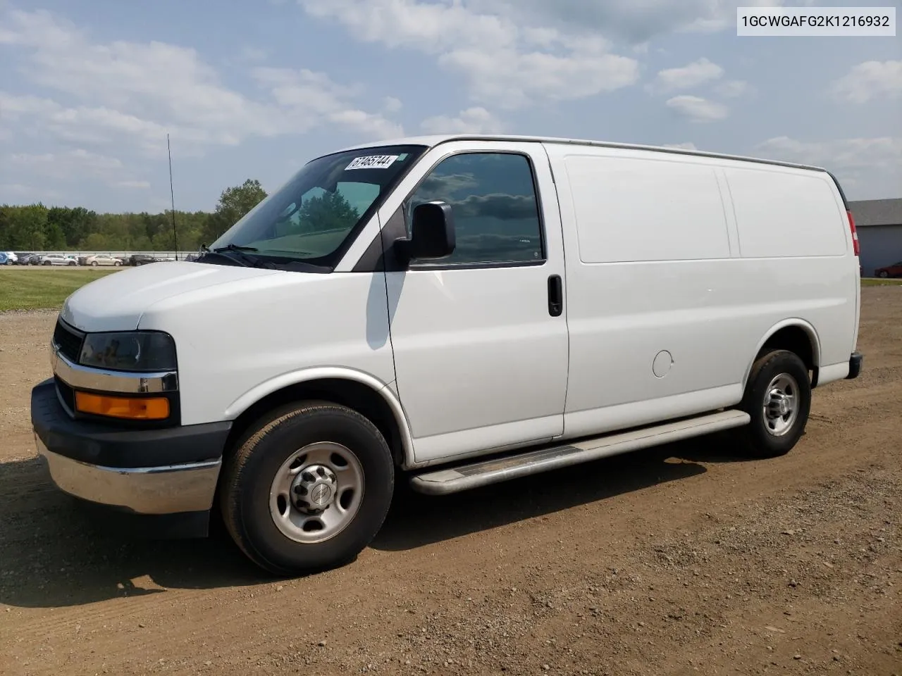 1GCWGAFG2K1216932 2019 Chevrolet Express G2500