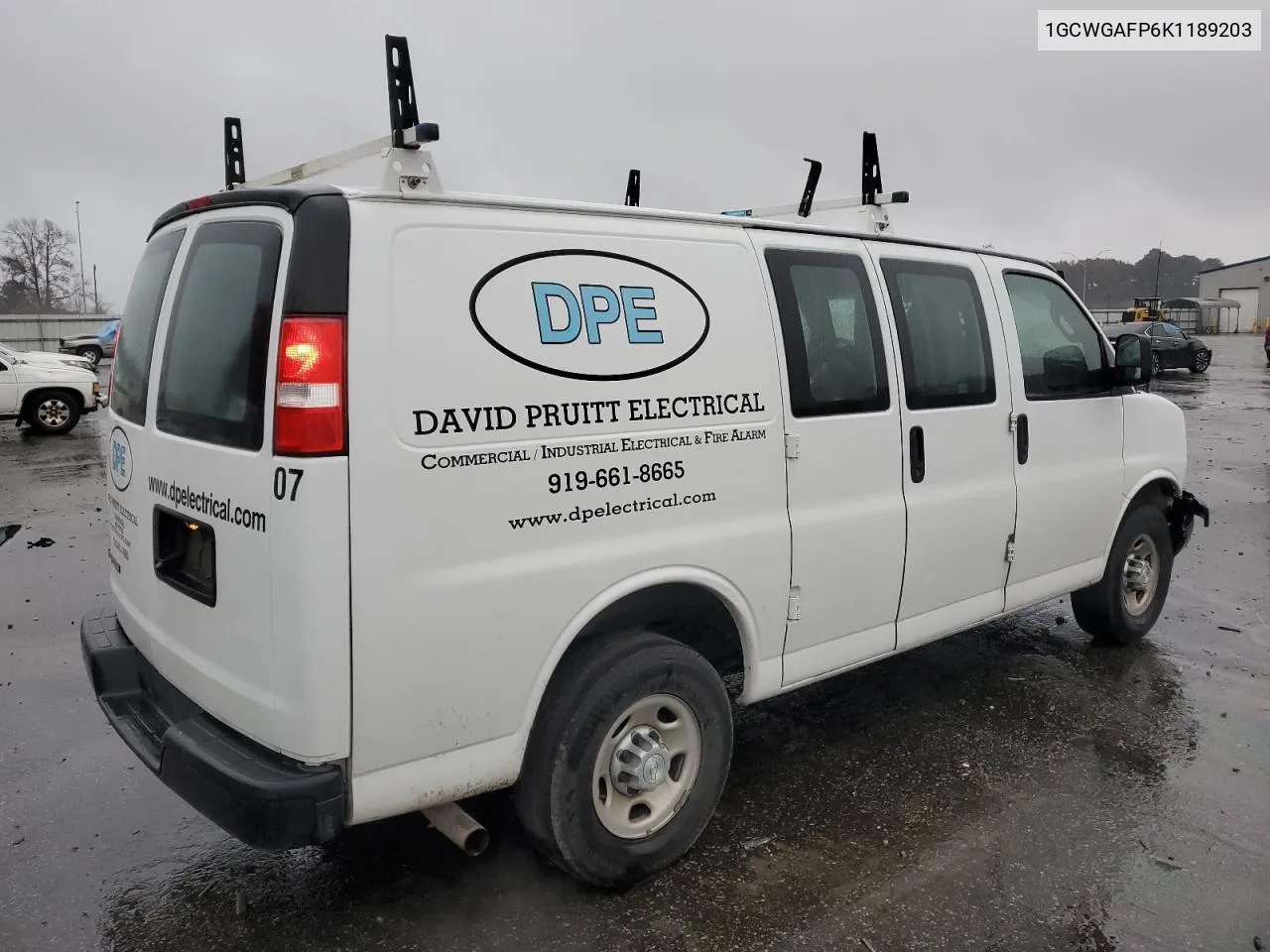 1GCWGAFP6K1189203 2019 Chevrolet Express G2500