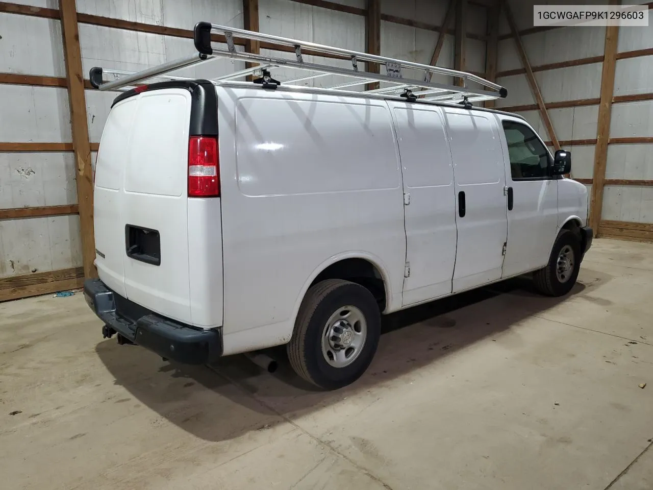 2019 Chevrolet Express G2500 VIN: 1GCWGAFP9K1296603 Lot: 80067364