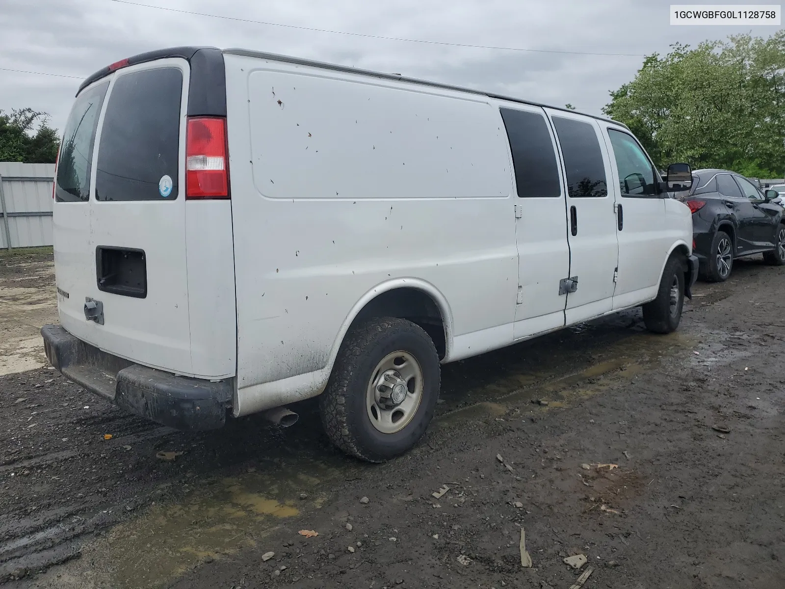 2020 Chevrolet Express G2500 VIN: 1GCWGBFG0L1128758 Lot: 54117764