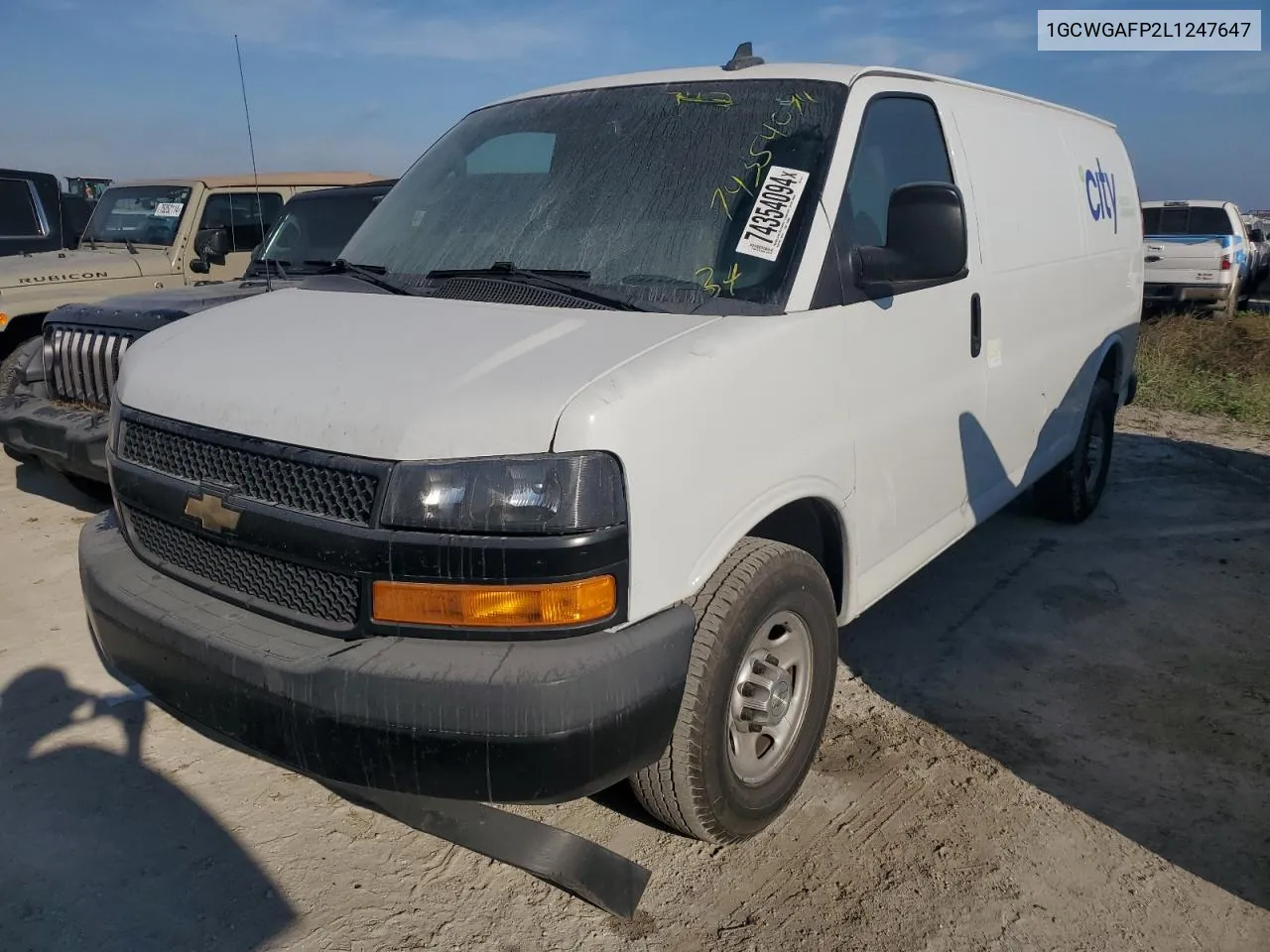 2020 Chevrolet Express G2500 VIN: 1GCWGAFP2L1247647 Lot: 74354094