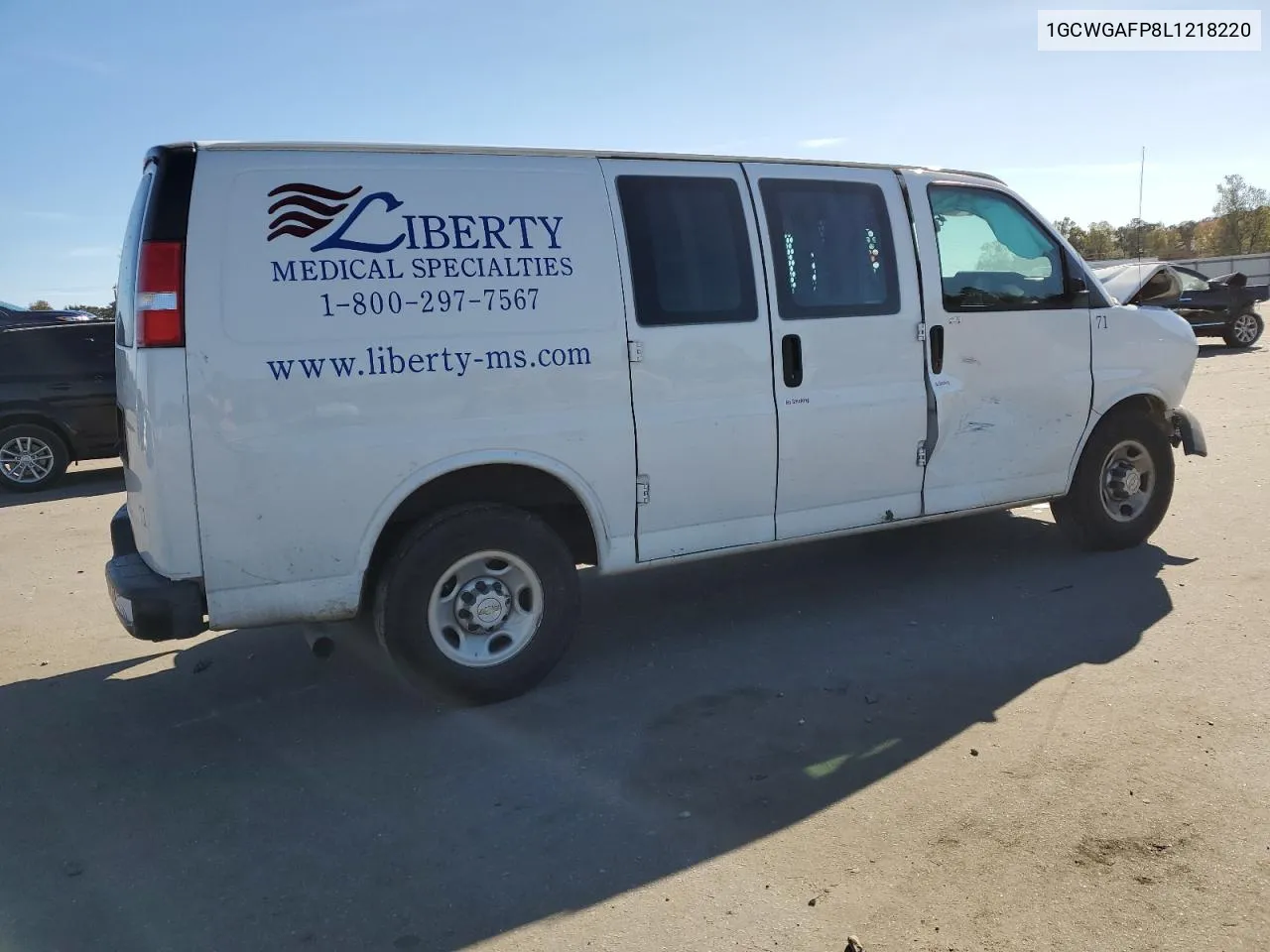 2020 Chevrolet Express G2500 VIN: 1GCWGAFP8L1218220 Lot: 79497104