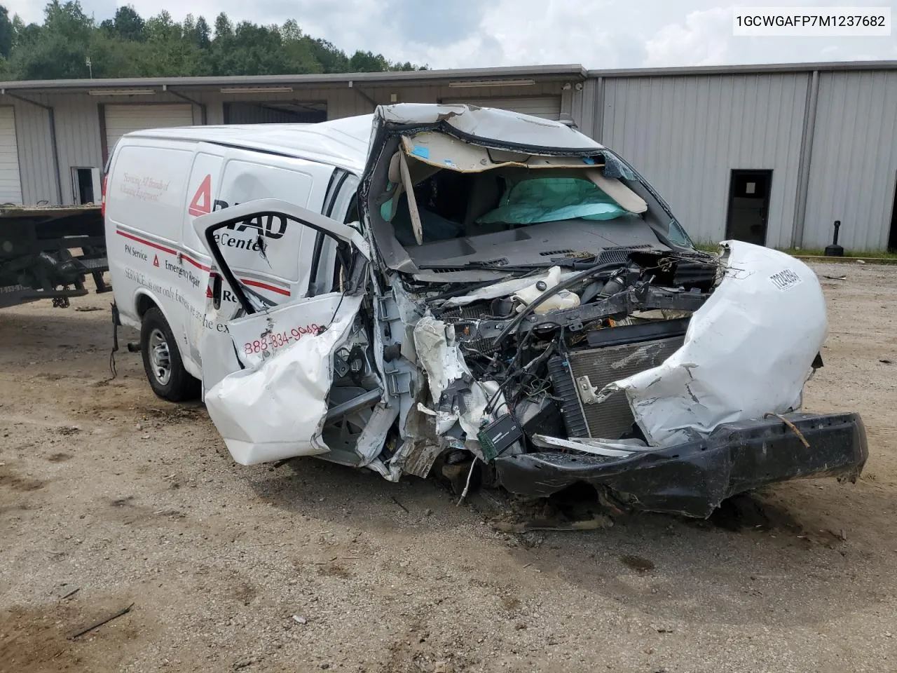 2021 Chevrolet Express G2500 VIN: 1GCWGAFP7M1237682 Lot: 72242694