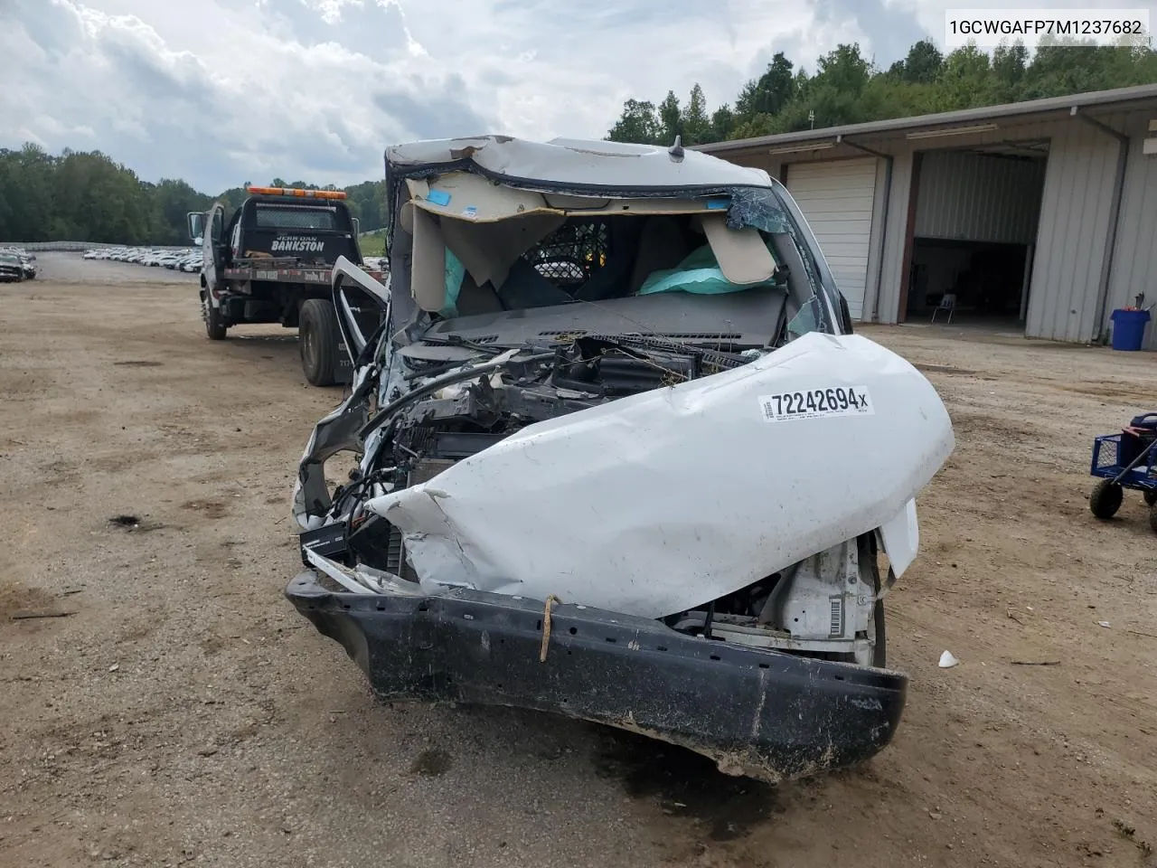 2021 Chevrolet Express G2500 VIN: 1GCWGAFP7M1237682 Lot: 72242694