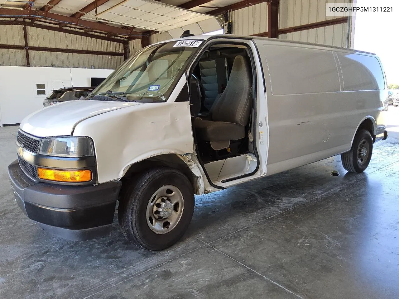 1GCZGHFP5M1311221 2021 Chevrolet Express G3500