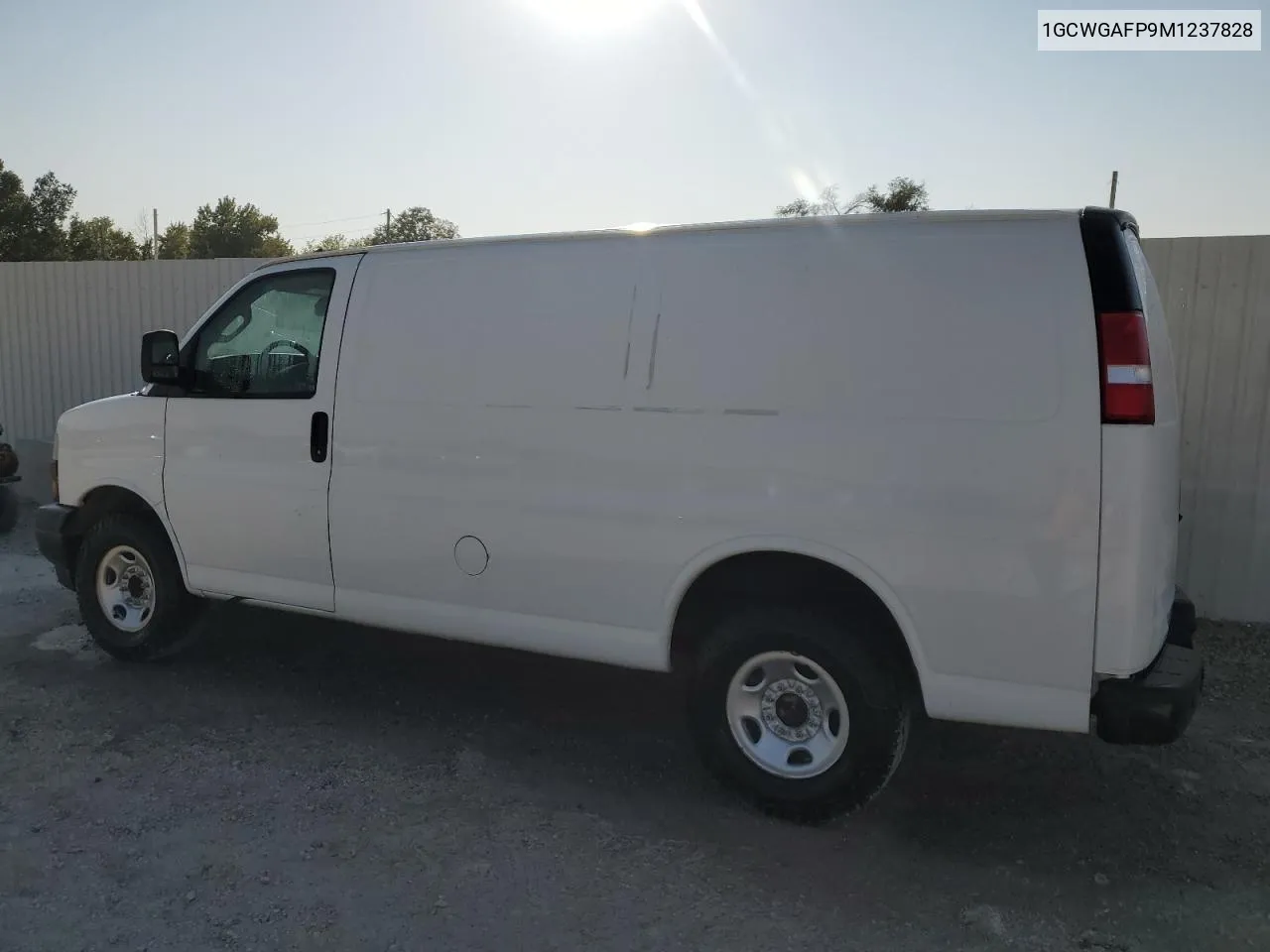 2021 Chevrolet Express G2500 VIN: 1GCWGAFP9M1237828 Lot: 73551724