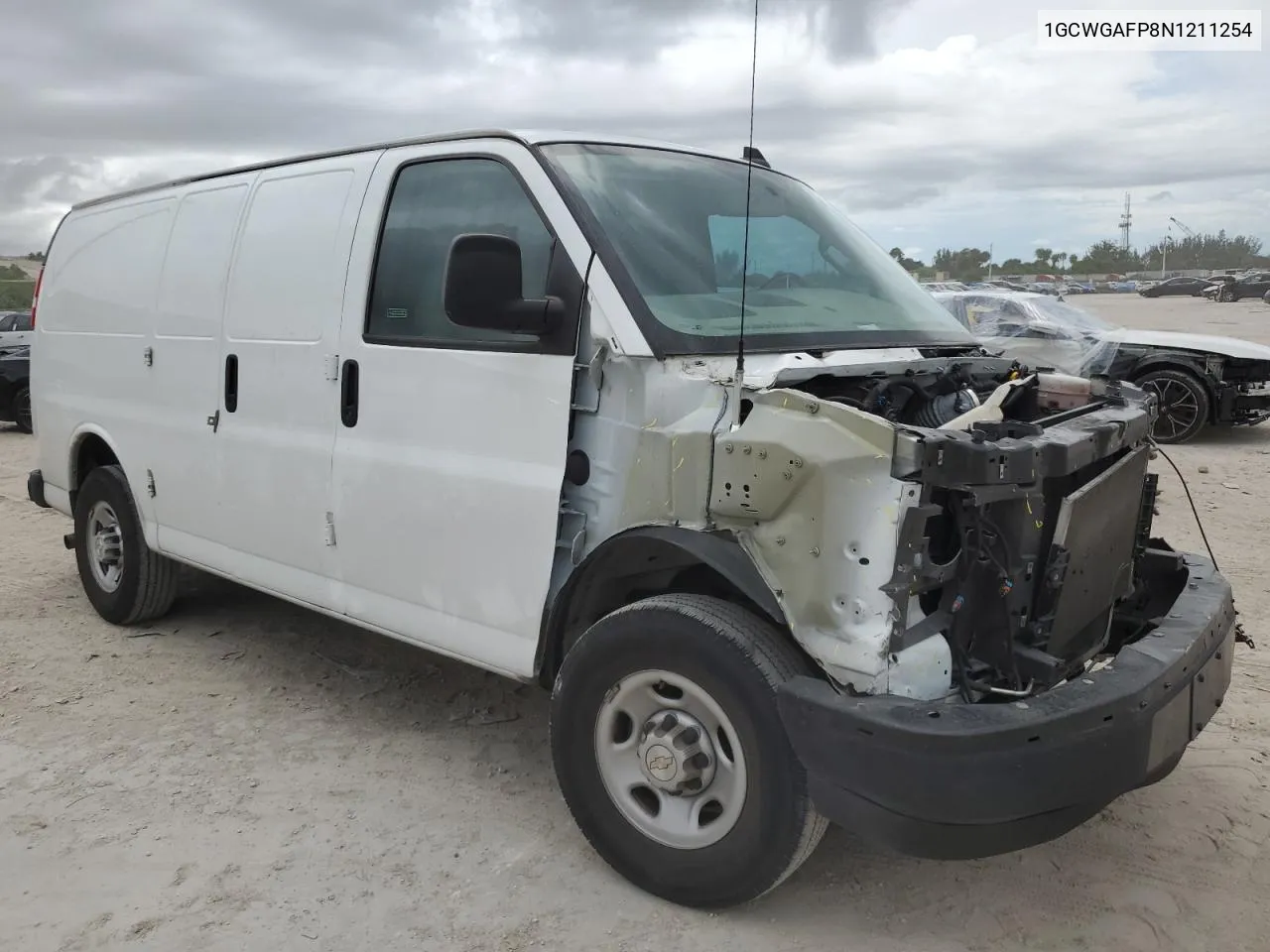 1GCWGAFP8N1211254 2022 Chevrolet Express G2500