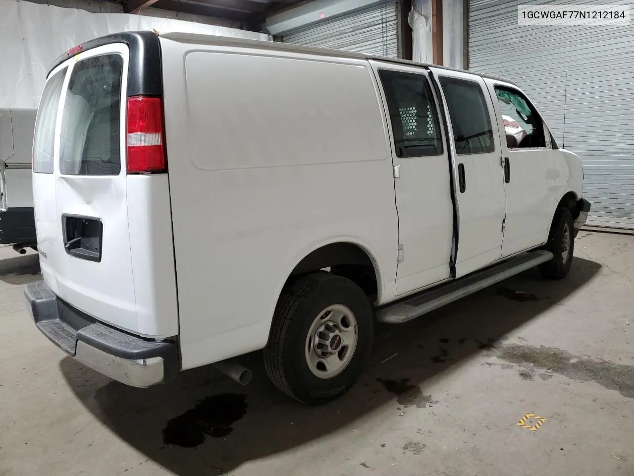 2022 Chevrolet Express G2500 VIN: 1GCWGAF77N1212184 Lot: 73230444