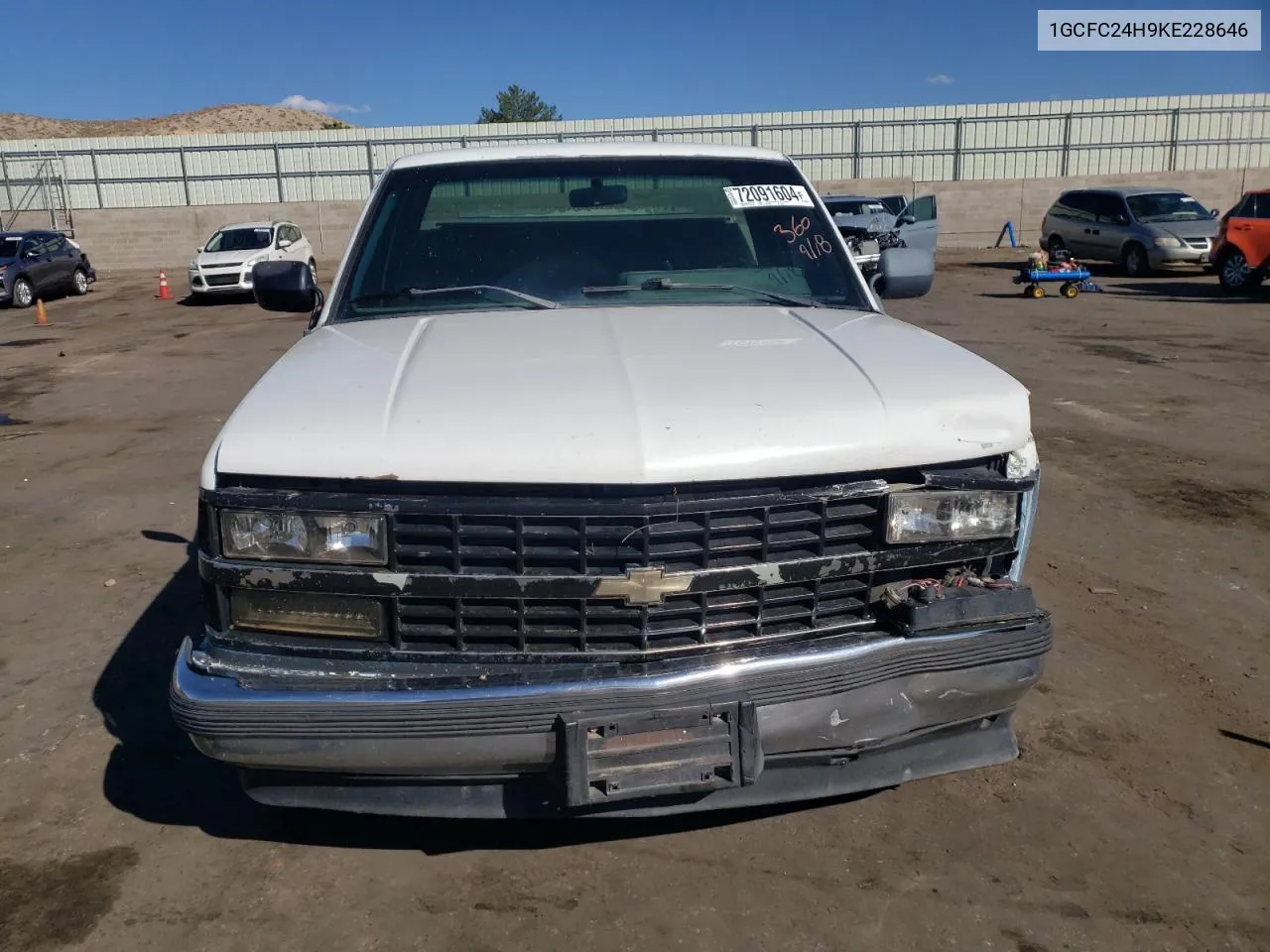 1989 Chevrolet Gmt-400 C2500 VIN: 1GCFC24H9KE228646 Lot: 72091604