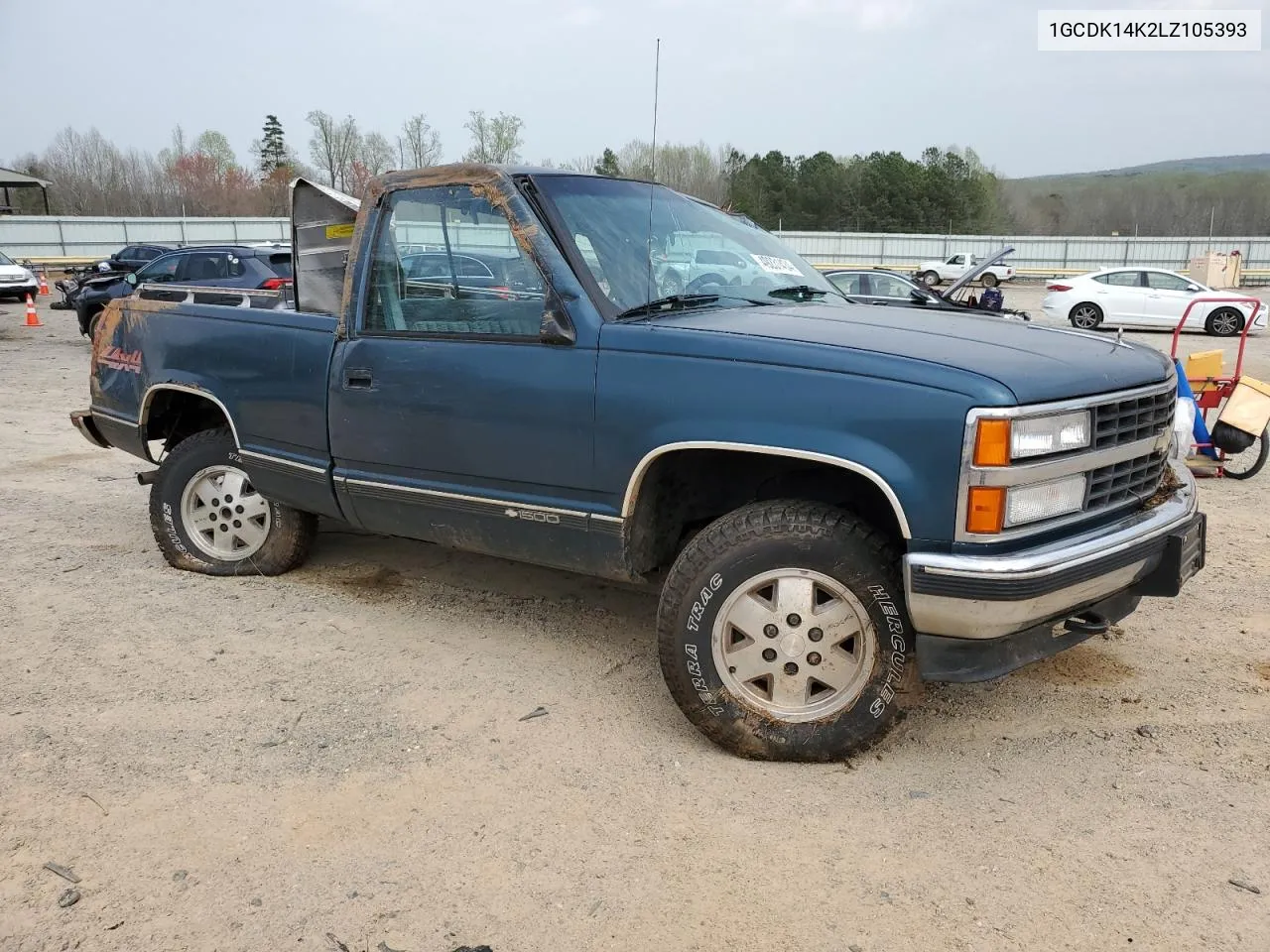 1990 Chevrolet Gmt-400 K1500 VIN: 1GCDK14K2LZ105393 Lot: 70473114