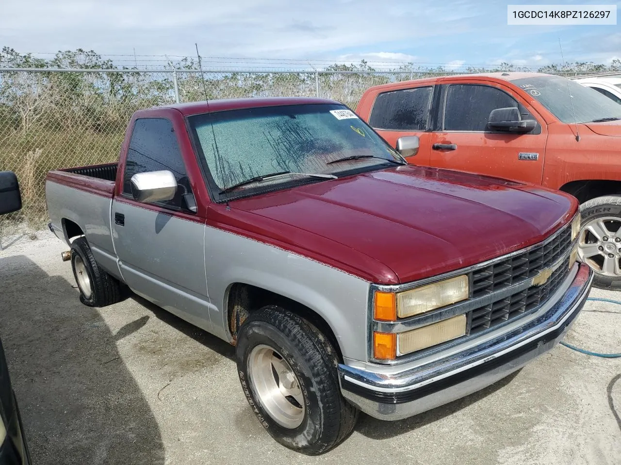 1993 Chevrolet Gmt-400 C1500 VIN: 1GCDC14K8PZ126297 Lot: 74487644