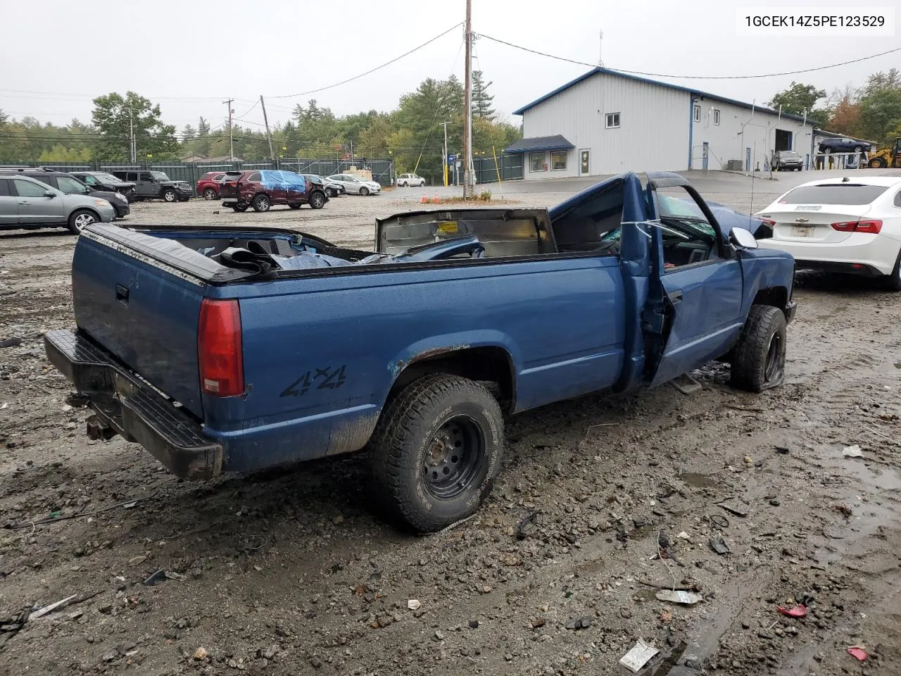 1993 Chevrolet Gmt-400 K1500 VIN: 1GCEK14Z5PE123529 Lot: 75589154