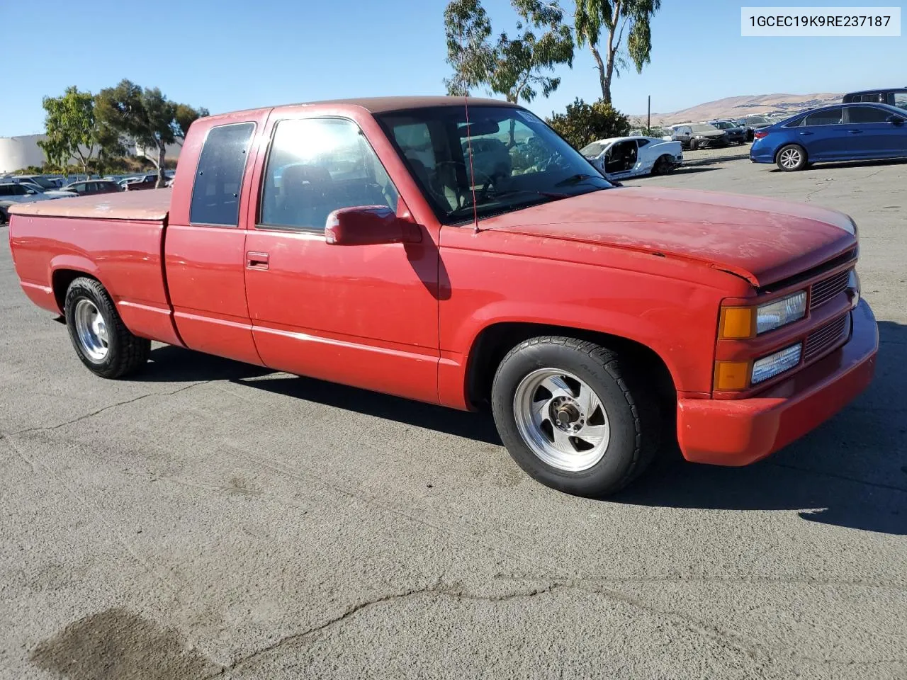 1994 Chevrolet Gmt-400 C1500 VIN: 1GCEC19K9RE237187 Lot: 73232144