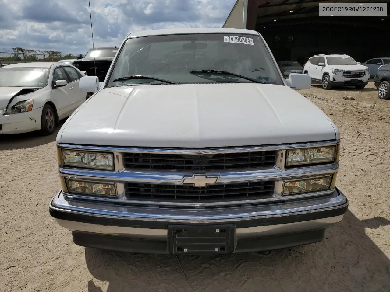 1997 Chevrolet Gmt-400 C1500 VIN: 2GCEC19R0V1224238 Lot: 74790384