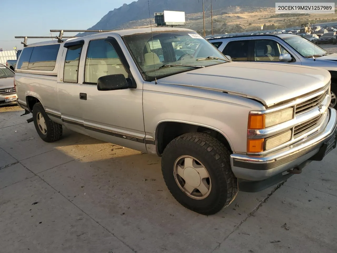 1997 Chevrolet Gmt-400 K1500 VIN: 2GCEK19M2V1257989 Lot: 76034344