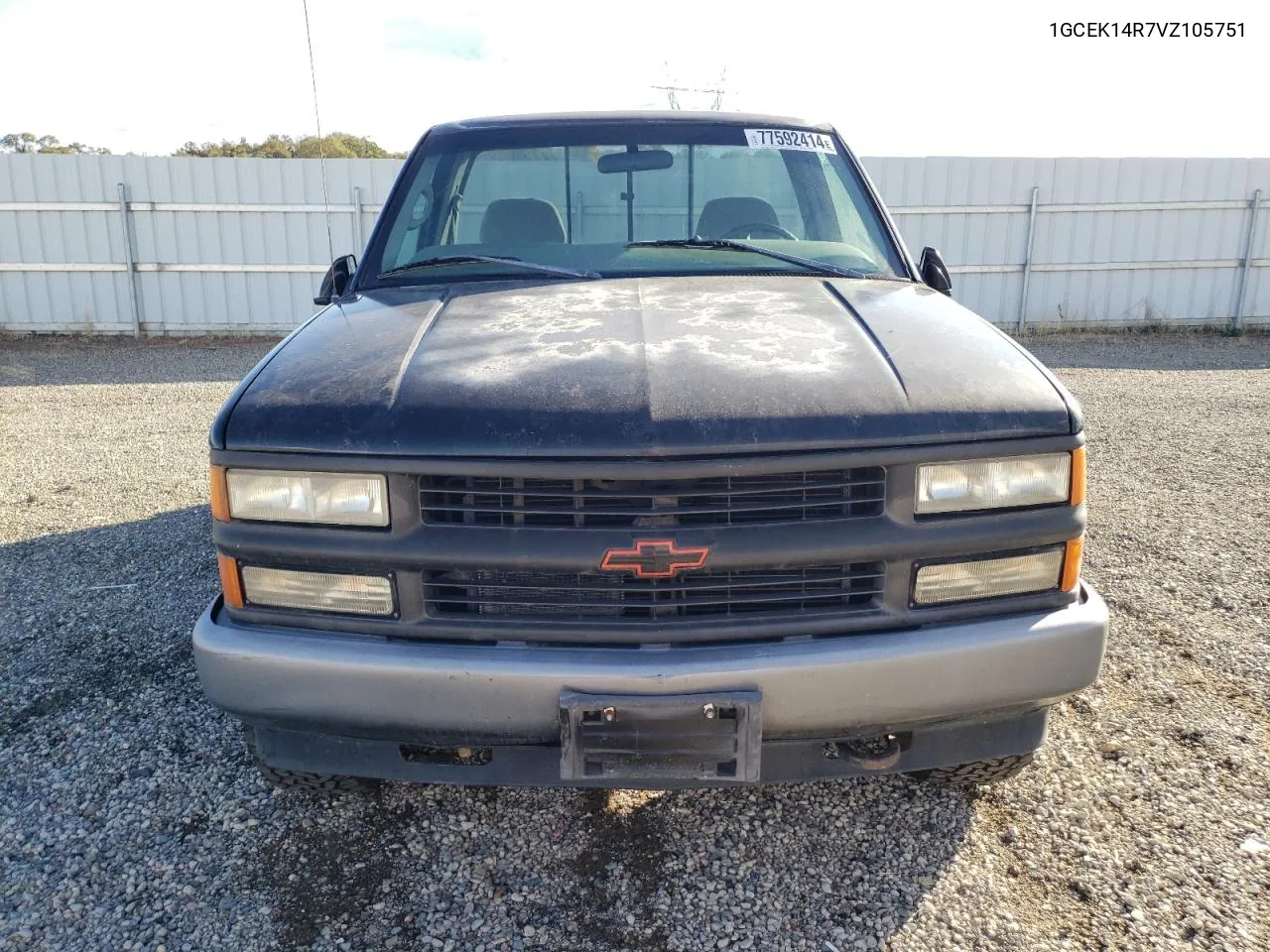 1997 Chevrolet Gmt-400 K1500 VIN: 1GCEK14R7VZ105751 Lot: 77592414