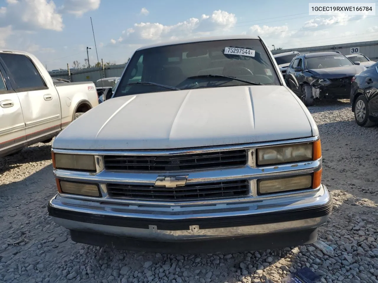 1998 Chevrolet Gmt-400 C1500 VIN: 1GCEC19RXWE166784 Lot: 75297544