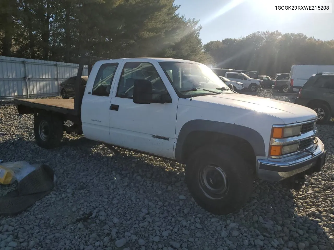 1998 Chevrolet Gmt-400 K2500 VIN: 1GCGK29RXWE215208 Lot: 75749674