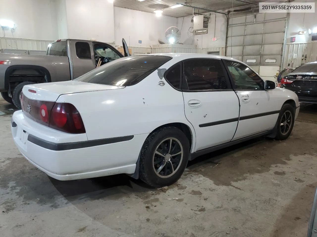 2G1WF55E2Y9335359 2000 Chevrolet Impala