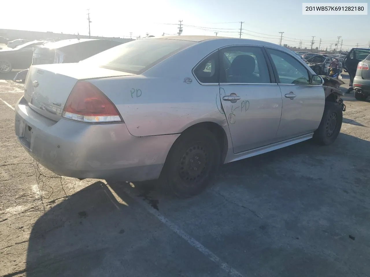 2009 Chevrolet Impala Ls VIN: 2G1WB57K691282180 Lot: 77831834