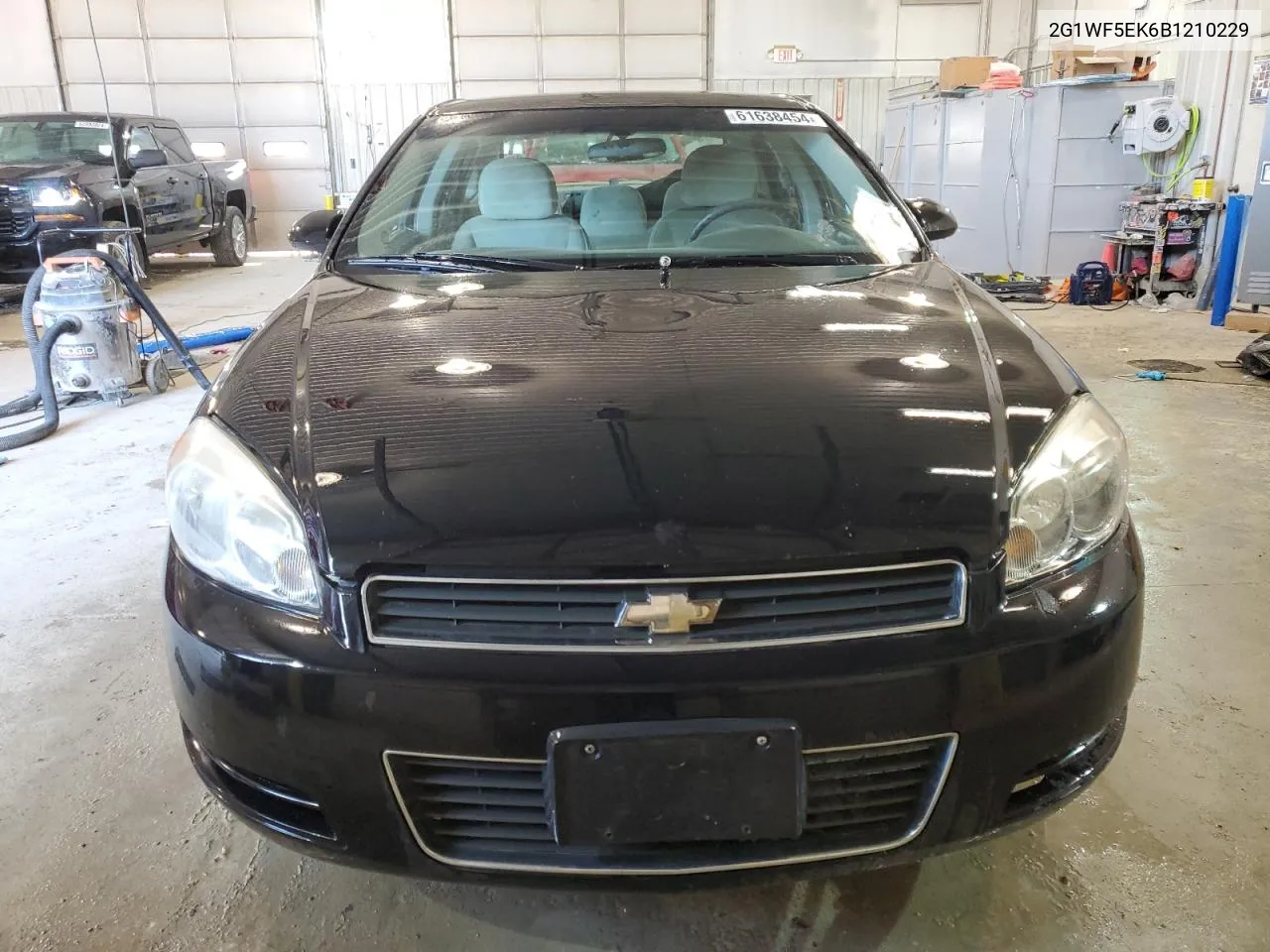 2011 Chevrolet Impala Ls VIN: 2G1WF5EK6B1210229 Lot: 61638454