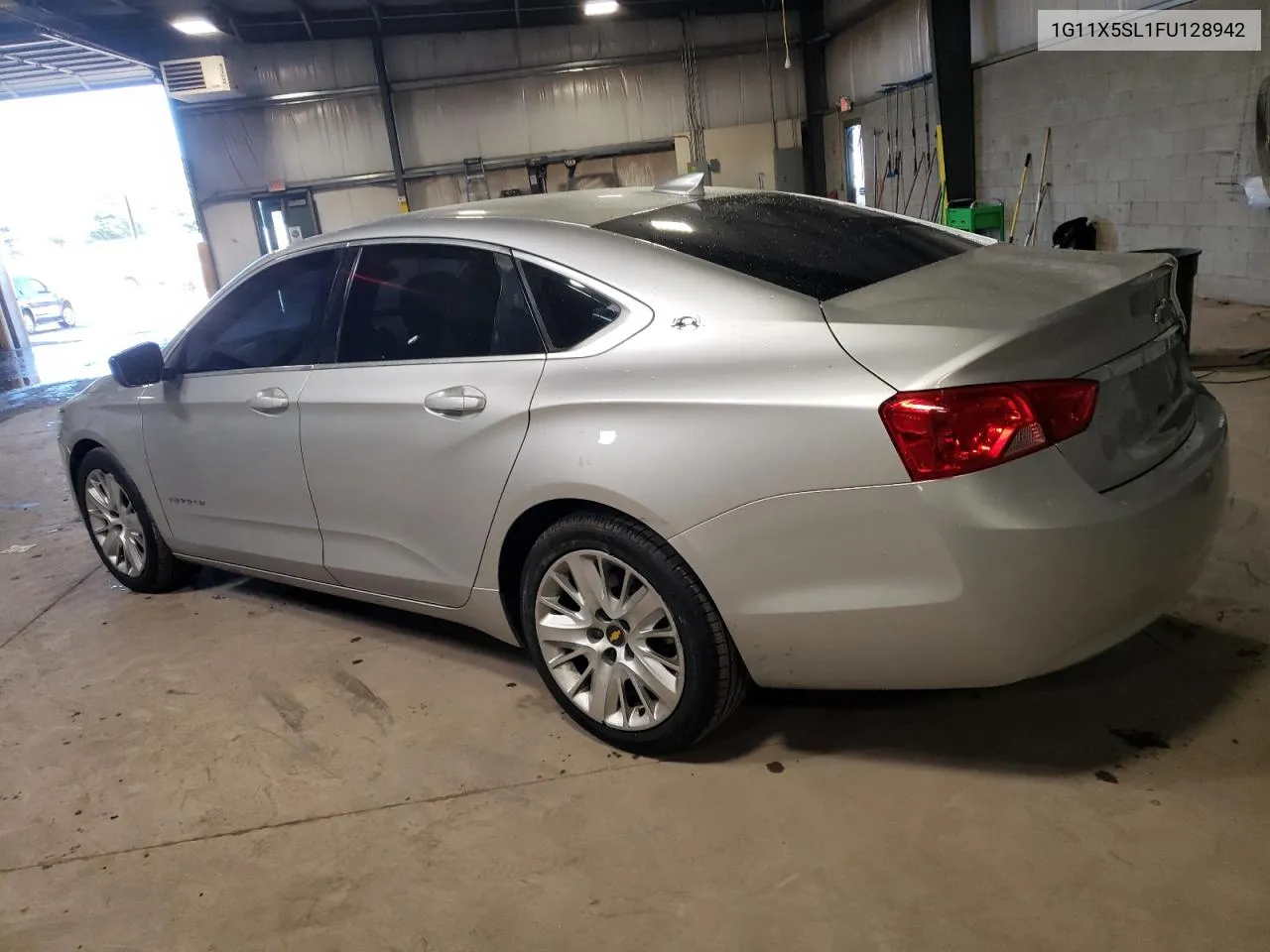 1G11X5SL1FU128942 2015 Chevrolet Impala Ls