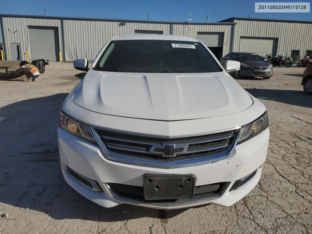 2017 Chevrolet Impala Lt VIN: 2G1105S33H9115128 Lot: 71695844