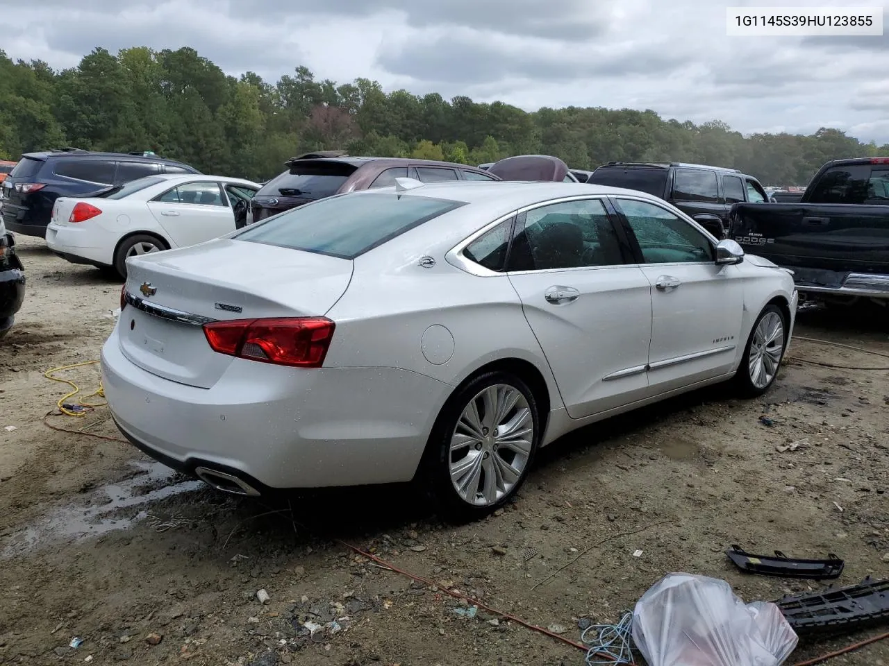 1G1145S39HU123855 2017 Chevrolet Impala Premier