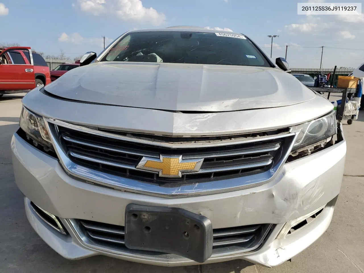 2G1125S36J9119237 2018 Chevrolet Impala Premier