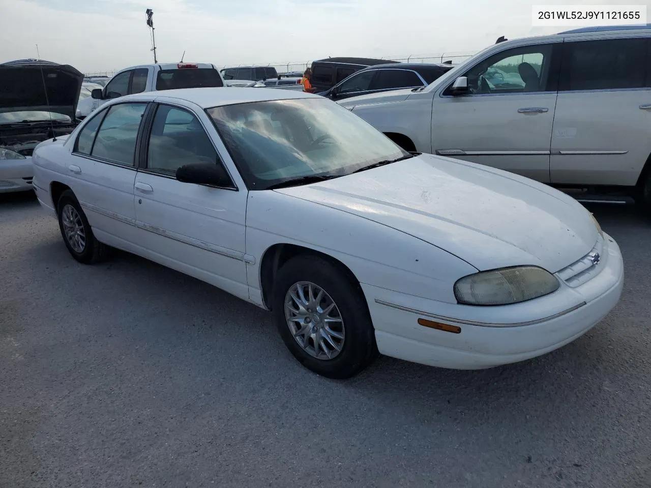 2000 Chevrolet Lumina VIN: 2G1WL52J9Y1121655 Lot: 74767924