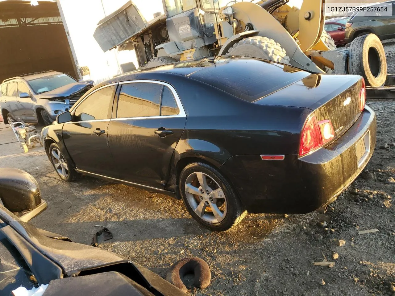 1G1ZJ57B99F257654 2009 Chevrolet Malibu 2Lt