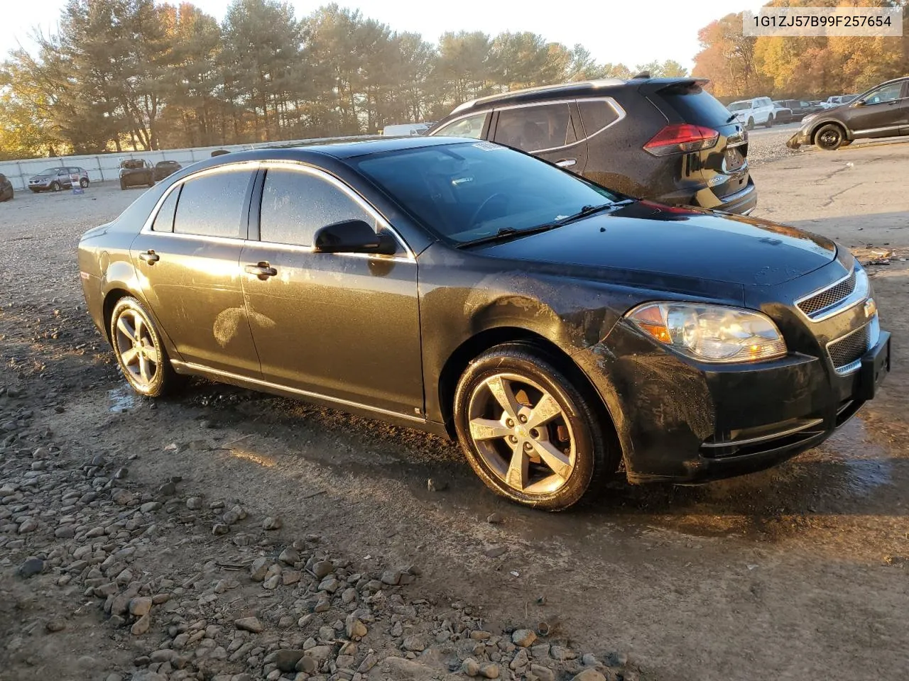 1G1ZJ57B99F257654 2009 Chevrolet Malibu 2Lt