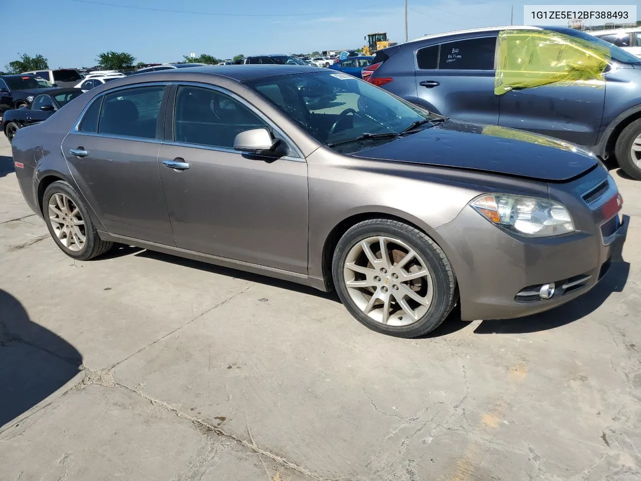 1G1ZE5E12BF388493 2011 Chevrolet Malibu Ltz