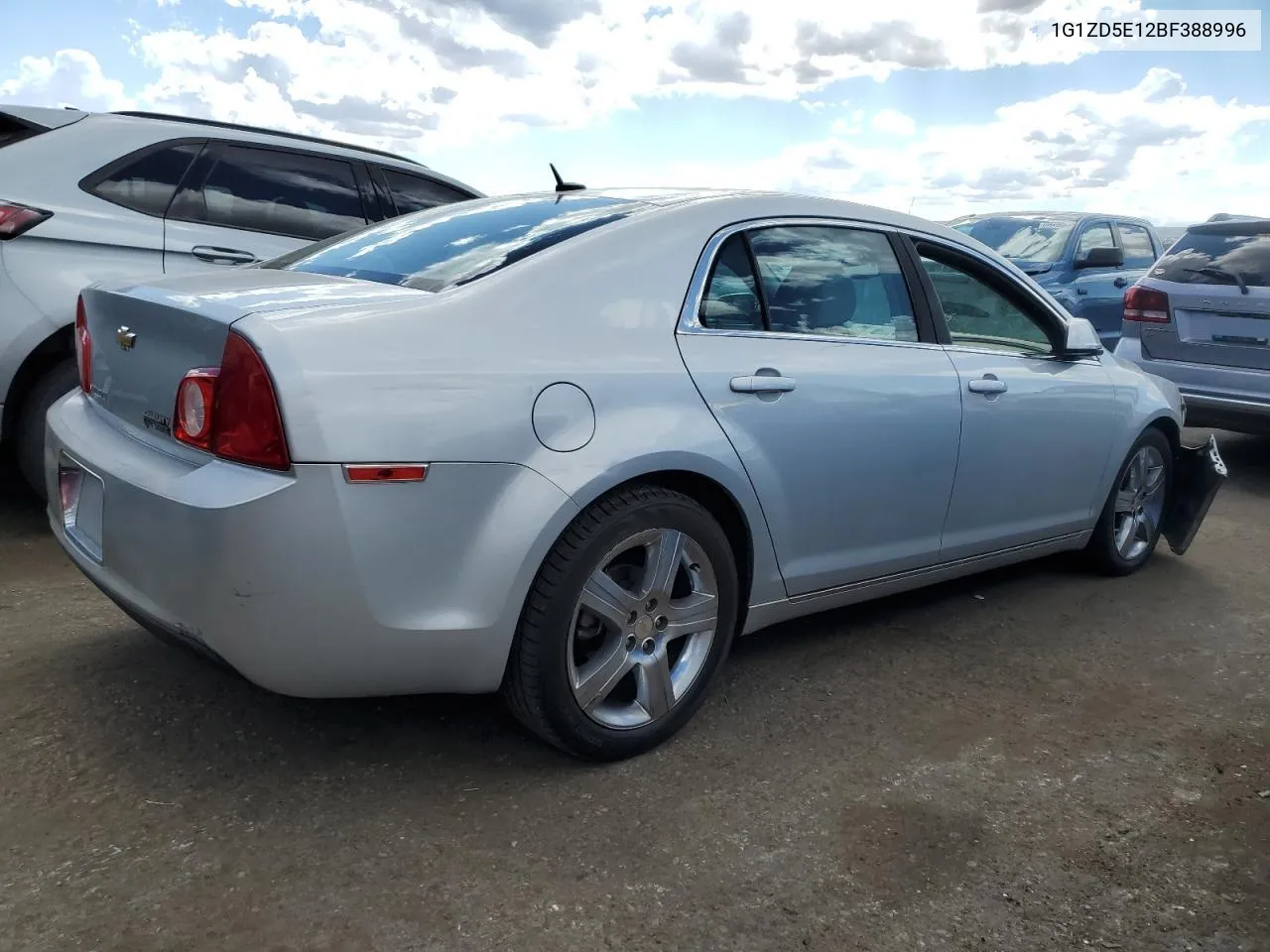 1G1ZD5E12BF388996 2011 Chevrolet Malibu 2Lt