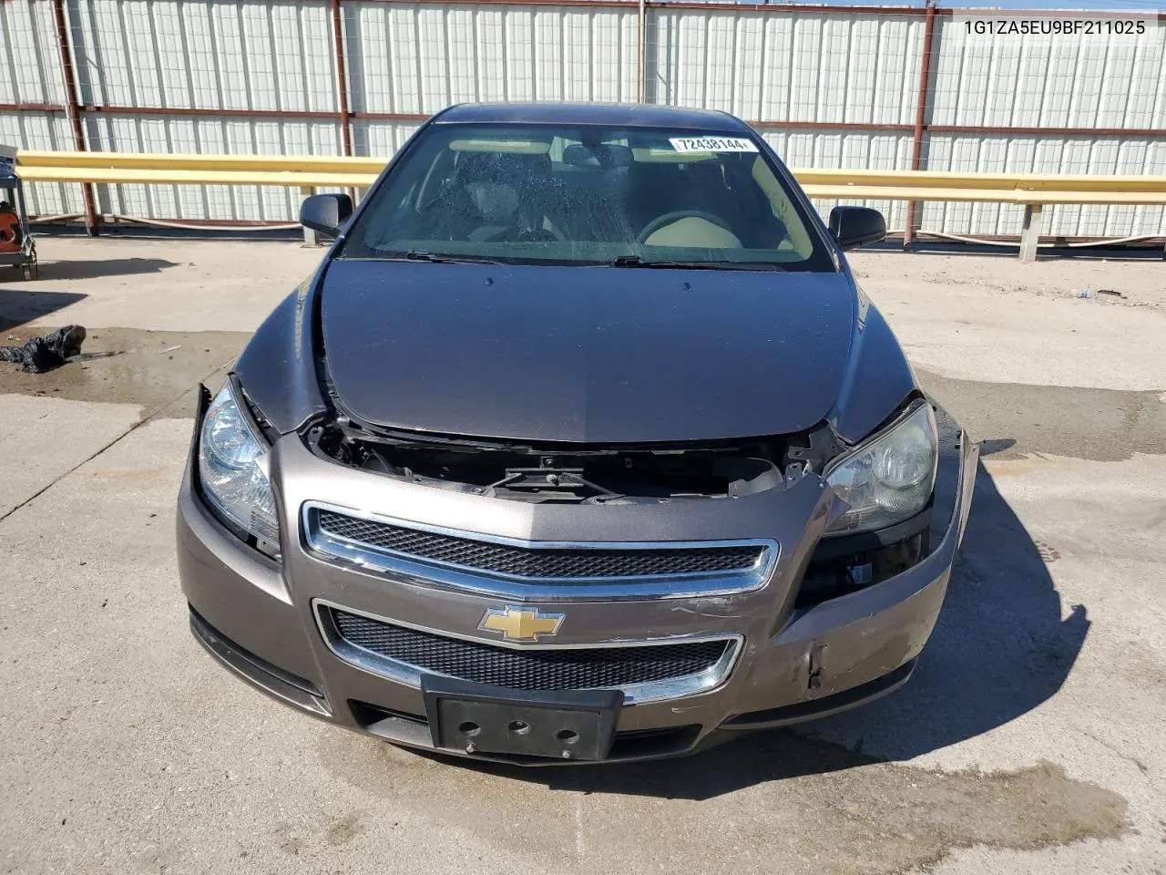 2011 Chevrolet Malibu Ls VIN: 1G1ZA5EU9BF211025 Lot: 72438144