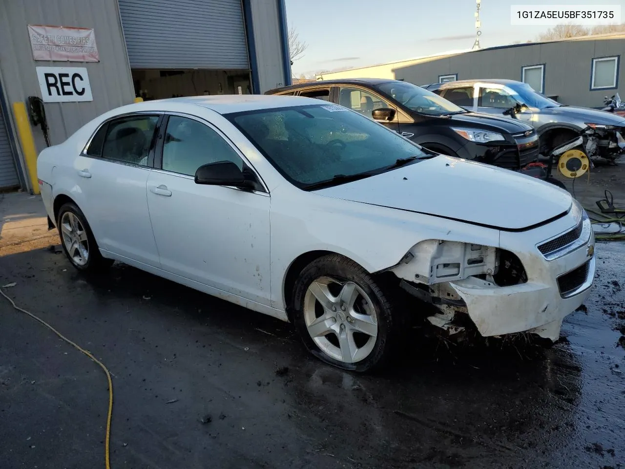 1G1ZA5EU5BF351735 2011 Chevrolet Malibu Ls