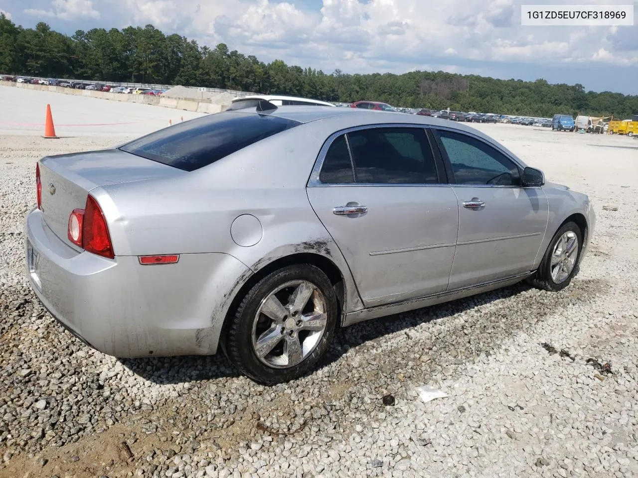 1G1ZD5EU7CF318969 2012 Chevrolet Malibu 2Lt