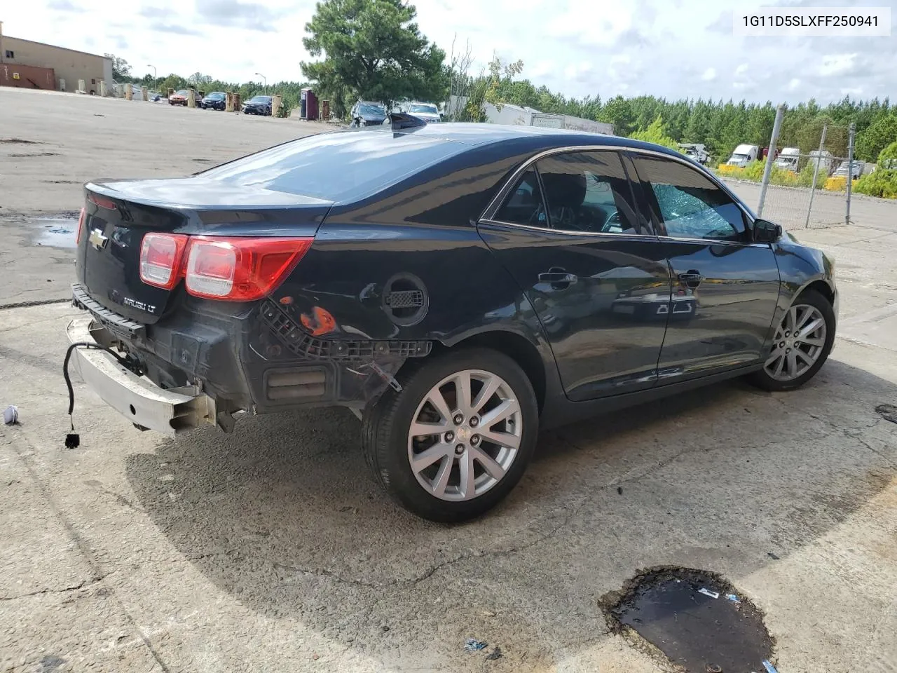 1G11D5SLXFF250941 2015 Chevrolet Malibu 2Lt