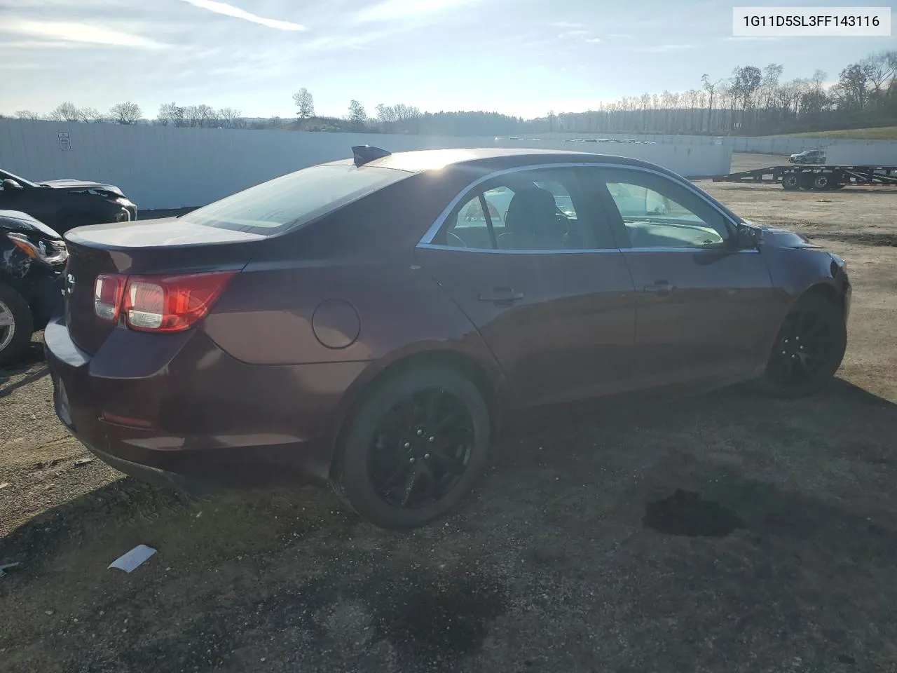 1G11D5SL3FF143116 2015 Chevrolet Malibu 2Lt