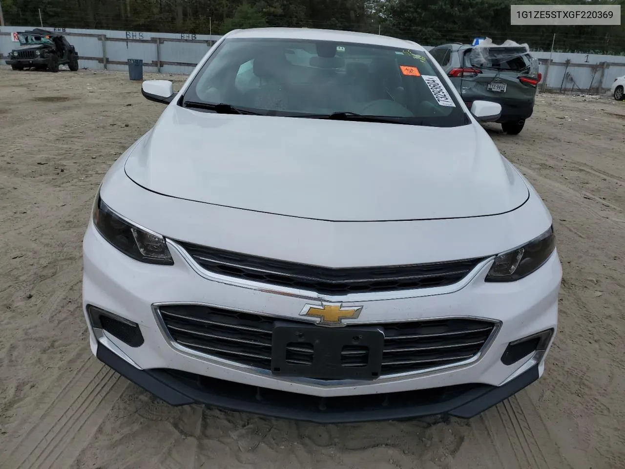 1G1ZE5STXGF220369 2016 Chevrolet Malibu Lt