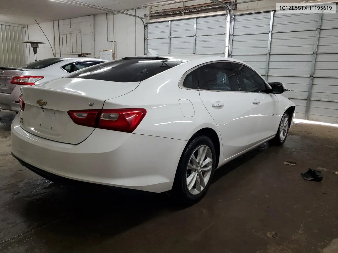 2017 Chevrolet Malibu Lt VIN: 1G1ZE5STXHF195619 Lot: 68358574