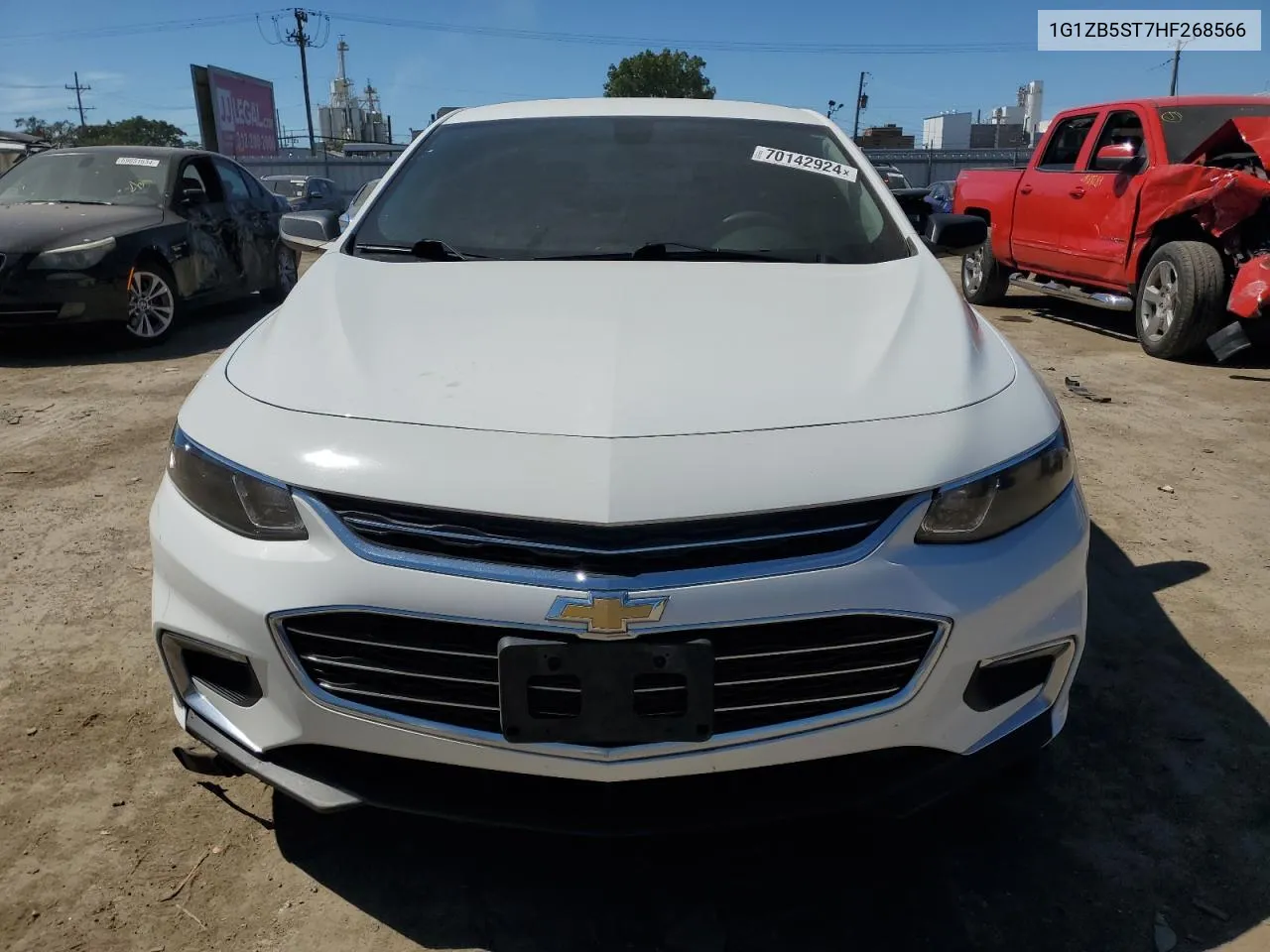 2017 Chevrolet Malibu Ls VIN: 1G1ZB5ST7HF268566 Lot: 70142924