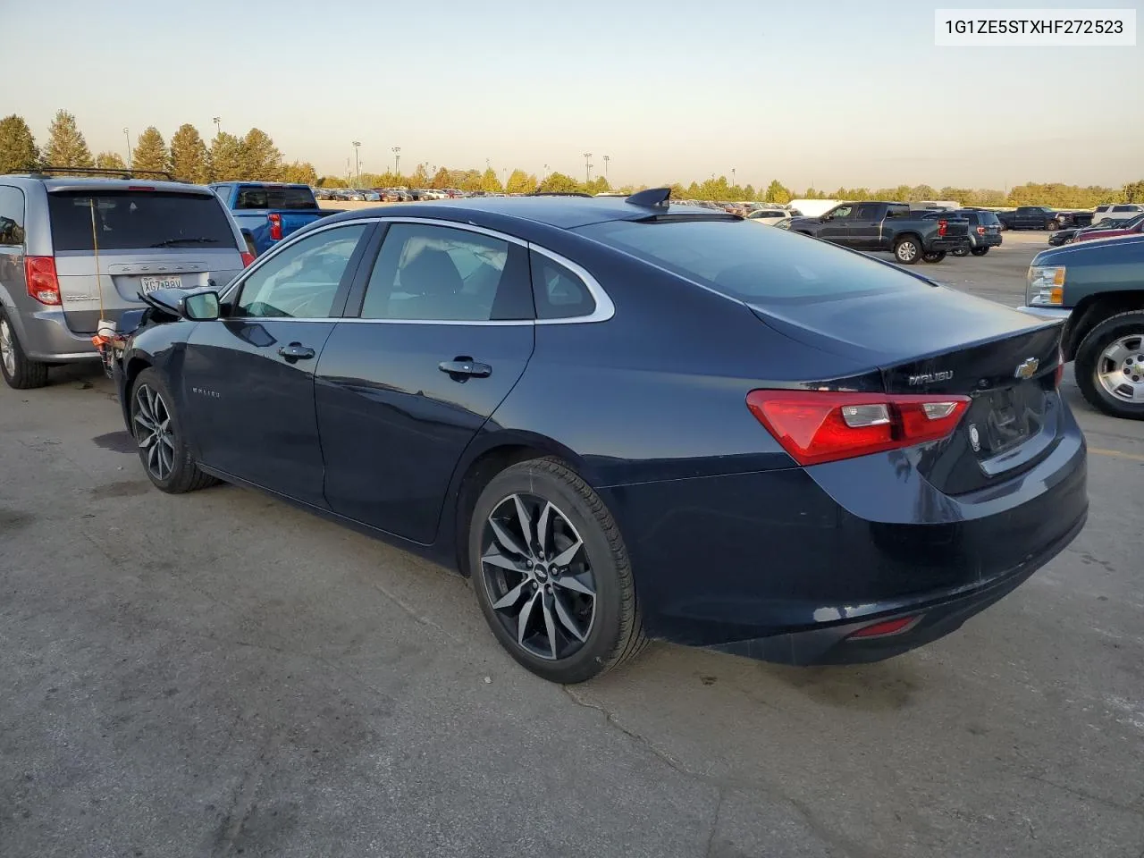 2017 Chevrolet Malibu Lt VIN: 1G1ZE5STXHF272523 Lot: 72546814