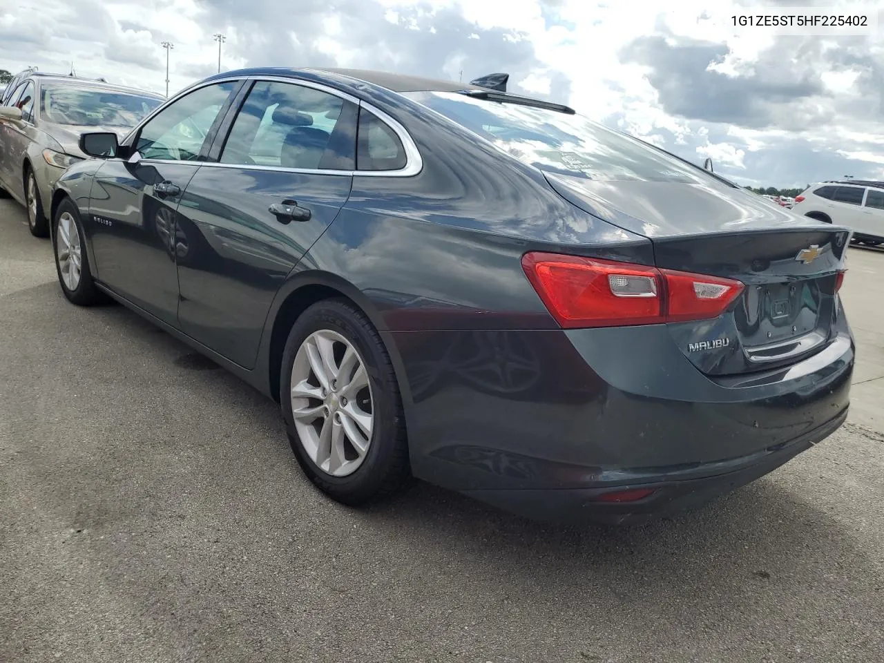 1G1ZE5ST5HF225402 2017 Chevrolet Malibu Lt