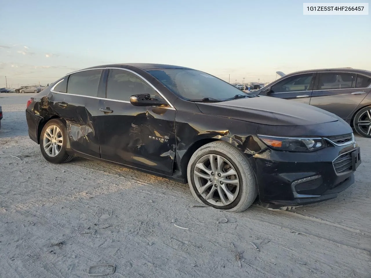 2017 Chevrolet Malibu Lt VIN: 1G1ZE5ST4HF266457 Lot: 77155774