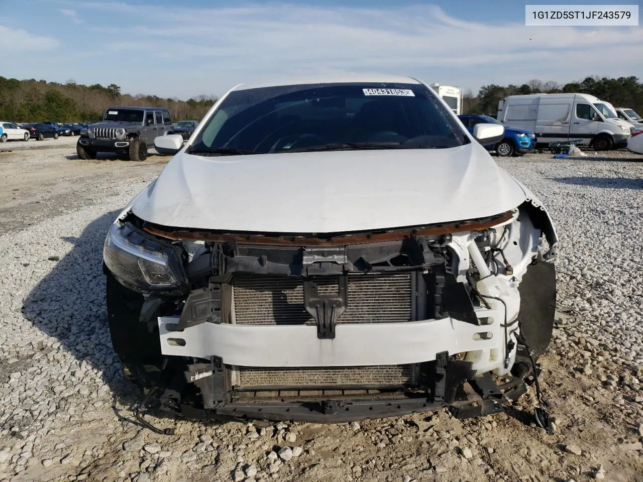 1G1ZD5ST1JF243579 2018 Chevrolet Malibu Lt