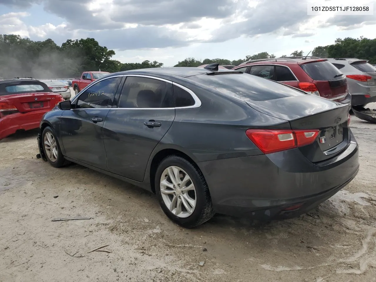 1G1ZD5ST1JF128058 2018 Chevrolet Malibu Lt