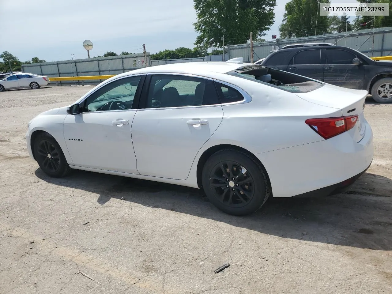 1G1ZD5ST7JF123799 2018 Chevrolet Malibu Lt