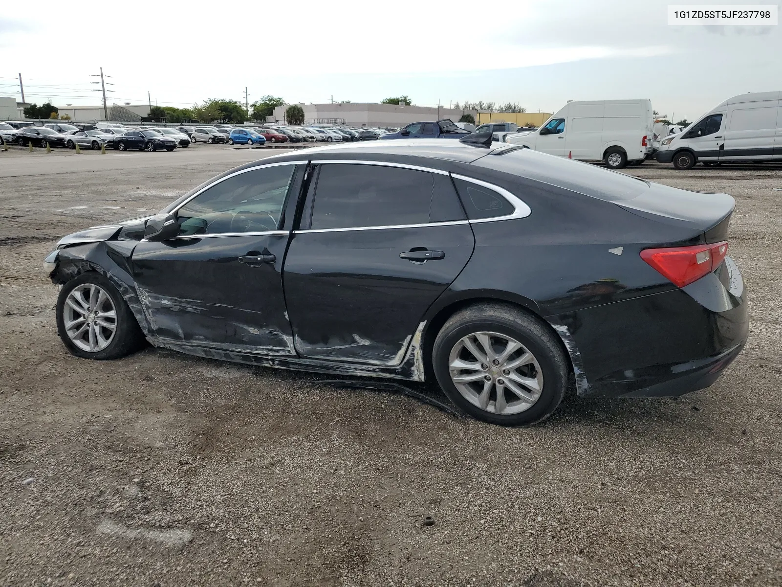 2018 Chevrolet Malibu Lt VIN: 1G1ZD5ST5JF237798 Lot: 58040974