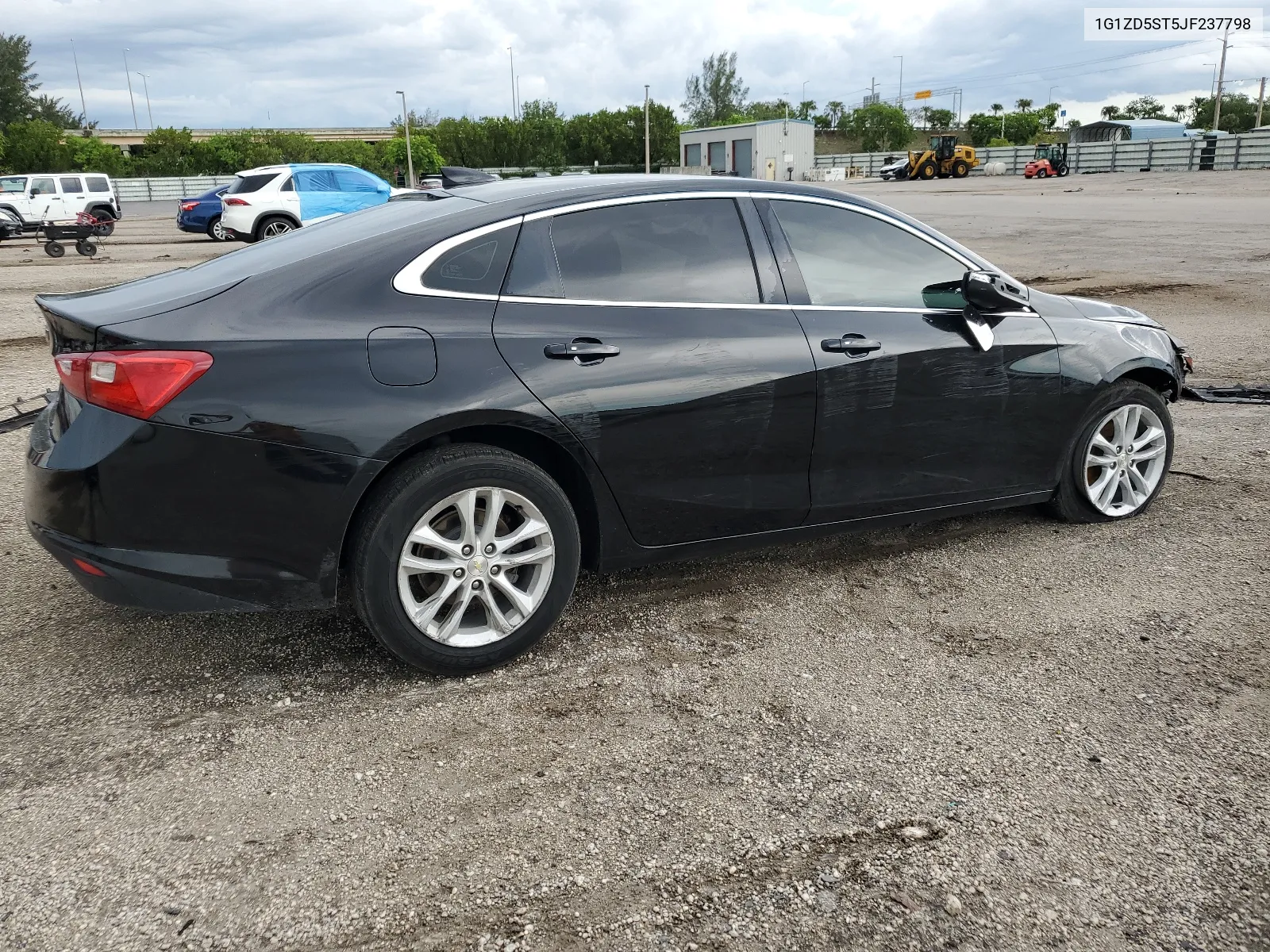 2018 Chevrolet Malibu Lt VIN: 1G1ZD5ST5JF237798 Lot: 58040974